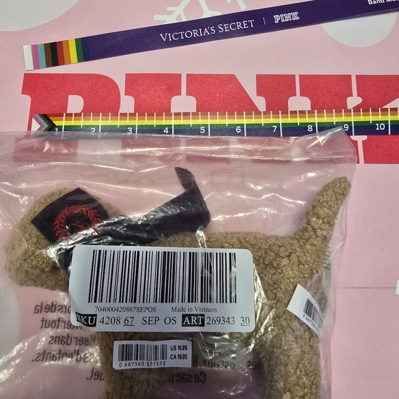 PINK Mini Dog 2024 Collection - Picture 2 of 2